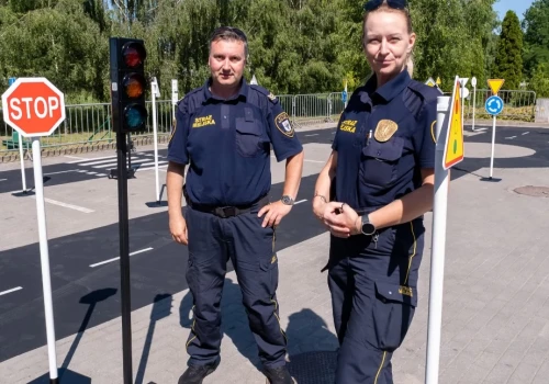 Straż Miejska w Chojnicach prezentuje Mobilne Miasteczko Rowerowe podczas Dni Chojnic