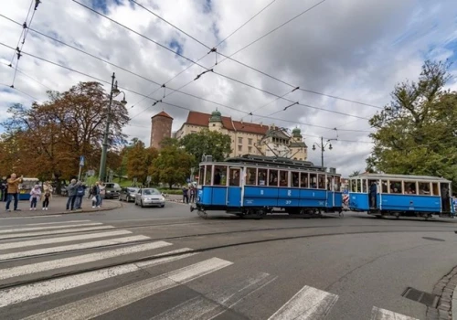 Upały zatrzymały paradę zabytkowych tramwajów