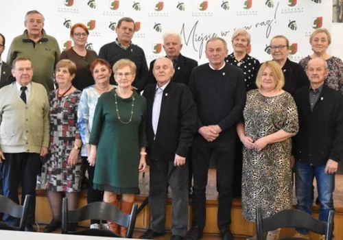 Pieniądze dla aktywnych seniorów. Dąbrowa Białostocka i Sokółka z dofinansowaniem