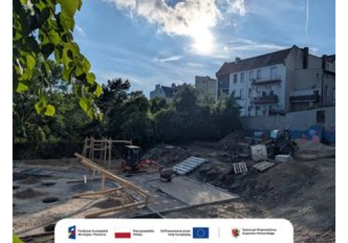Chełmża remontuje ulicę Łazienną. Amfiteatr przeszedł metamorfozę, powstanie też nowoczesny plac zabaw
