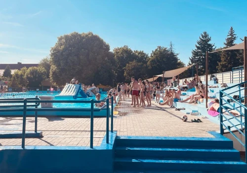 Basen w Wołowie zaskakuje nowościami i wprowadza letnie udogodnienia