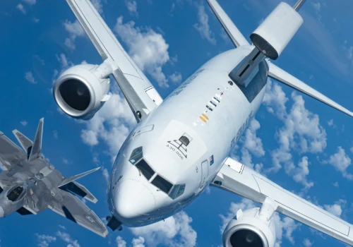 Pentagon chce przerzucić środki z E-2D na rzecz Wedgetaili