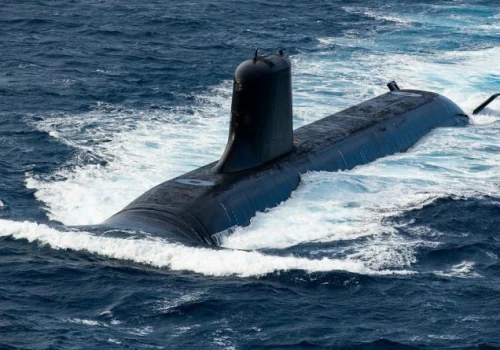 Francja: Czwarty atomowy okręt podwodny Suffren przekazany