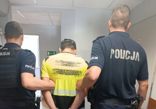 Pijany przewoził skuterem wodnym pijanego. W tle sądowy zakaz