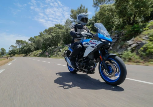 Suzuki SV-7GX: cudem ocalony nienastępca V-Stroma 650