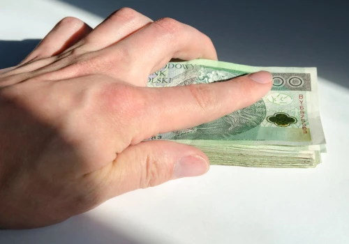 Nie każdy dostanie pieniądze ze spadku od ręki. Ten przepis pozwala czekać nawet 10 lat