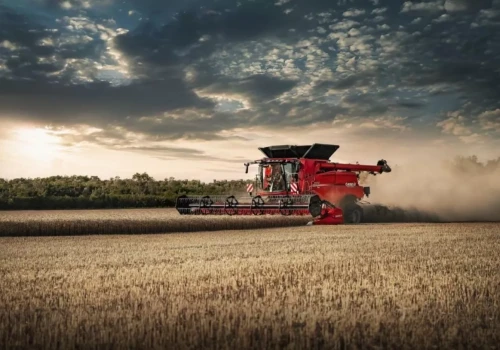 Case IH odświeża kombajny Axial-Flow. Dwa ekrany, automatyka i mniej przestojów