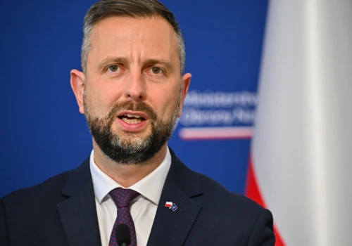 Polskie wojsko rozsyła specjalne karty. Kolor paska nie jest przypadkowy