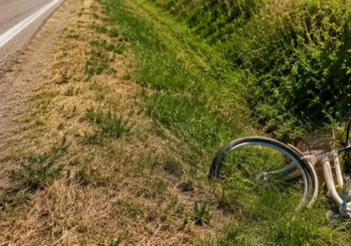 Mężczyzna po udarze leżał w rowie ponad godzinę