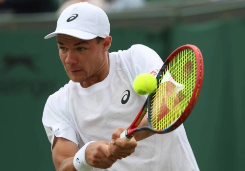 Doborowe towarzystwo! Majchrzak trenował z Sinnerem przed Wimbledonem