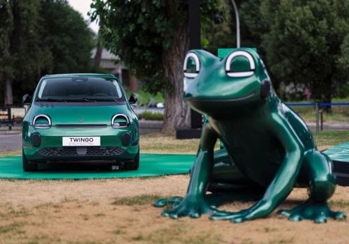 House of Frog – Renault Twingo E-Tech w Rzymie 2026
