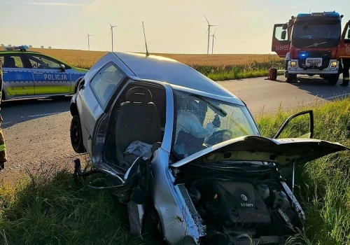 Kierująca Volkswagenem straciła panowanie nad pojazdem w Cyprzanowie