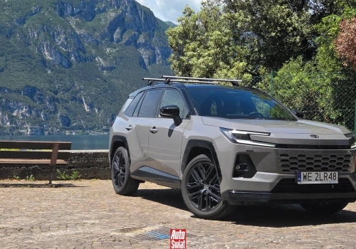 Trudny test dla nowej Toyoty RAV4. Przejechałem nią 3 tys. km, zapakowałem ponad dach i mam sporo wniosków