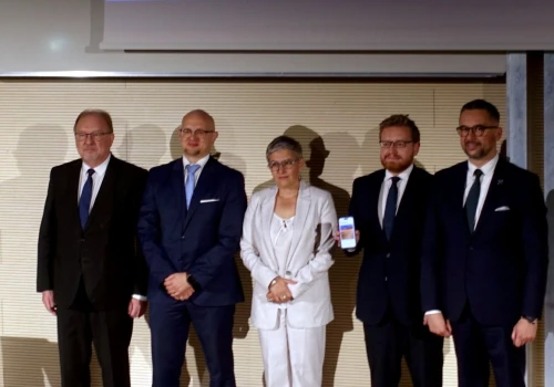 e-Dyplomy na uczelniach wyższych. Koniec z papierem od stycznia