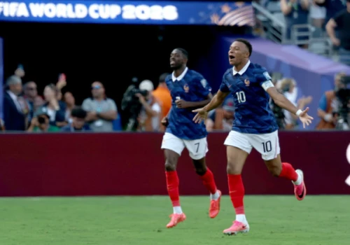 Francja nie dała szans Szwedom. Mbappe zbliżył się do rekordu Messiego