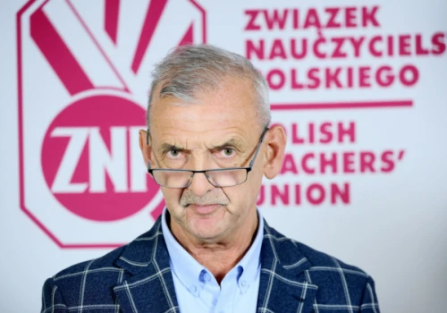 „Skandaliczne podejście”. Szef ZNP ostro o rządzących, nauczyciele będą protestować