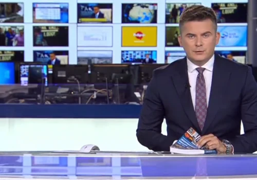 Dziennikarz zatrzymany przez CBA wraca do telewizji. Wiadomo, gdzie będzie prowadził programy