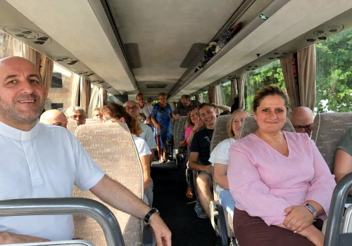 Słuchacze i pracownicy Radia RDN Małopolska i RDN Nowy Sącz wyruszyli w kierunku Jasnej Góry