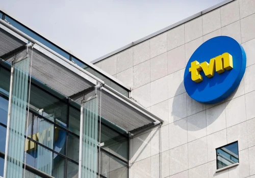 KE odroczyła decyzję ws. przejęcia właściciela TVN-u. Paramount proponuje ustępstwa