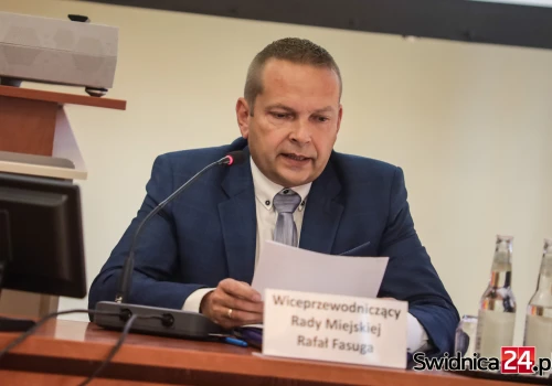 Sesja absolutoryjna do unieważnienia? Czy doszło do złamania ustawy o samorządzie?