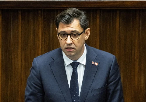 Awantura w Sejmie o Nawrockiego. Poseł KO mówi o badaniach prezydenta