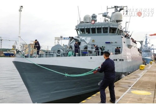 Pierwsza taka misja Kormorana. ORP Mewa w zespole przeciwminowym NATO