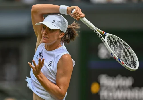 Iga Świątek i loteria na korcie centralnym Wimbledonu. Niecodzienne sceny!