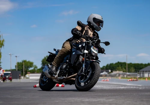BMW F 900 R: czy da się lepiej zrobić średniego nakeda?