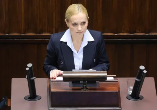 Oświadczenie majątkowe ministry zdrowia. Kontrowersje wywołał zapis o 700 tys. zł