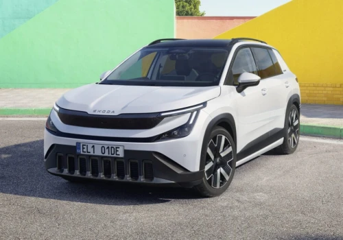 Skoda Epiq: CENA od 139 600 zł przy większej baterii 55 (52) kWh. Jesienią także Epiq 35 w cenie od 112 900 zł
