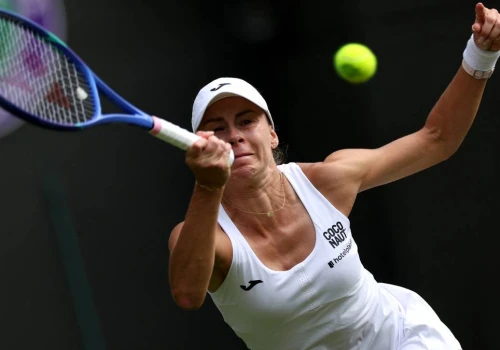 Polka pożegnała się z Wimbledonem! Szaleńcza pogoń w pierwszym secie