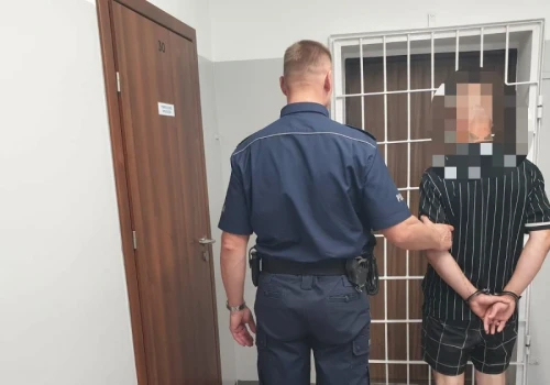 Zatankował i odjechał bez płacenia. Szybko wyszło na jaw, że nie powinien prowadzić