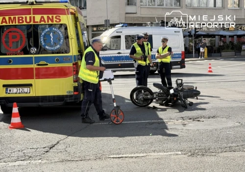 Wypadek na Placu Unii Lubelskiej. Motocyklista trafił do szpitala