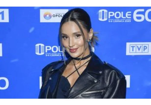 Wskoczyła w cekinową mini. Marina zachwyciła na Open'erze