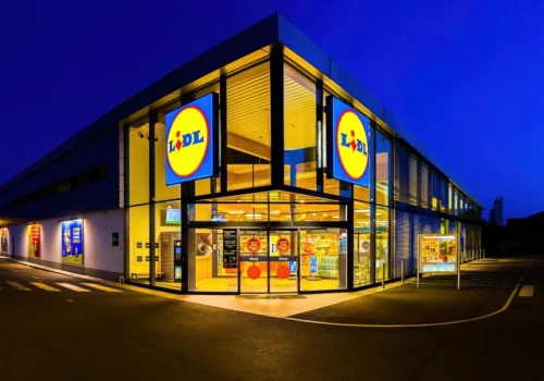 Lidl czynny całą dobę w wakacje. Zobacz, gdzie zrobisz zakupy o 3 w nocy