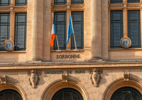 Jak produkować elity w XXI wieku? Wzoru możemy szukać we Francji