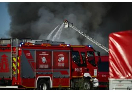 Pali się masowiec. Pożar na statku w Gdańsku