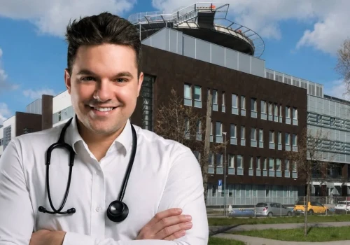 Kacprzyk miał złożyć wyjaśnienia Radzie Lekarskiej, ale się nie pojawił. 