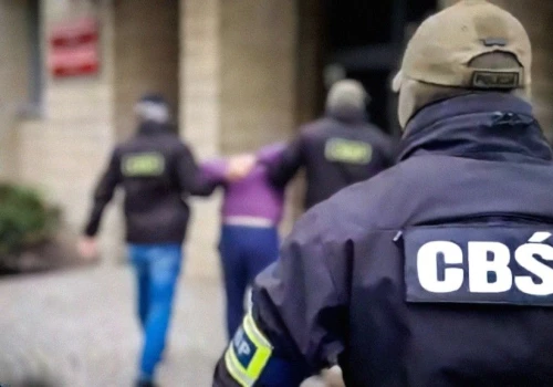 Kradli samochody na Zachodzie i sprzedawali je w Polsce. 19 osób stanie przed sądem
