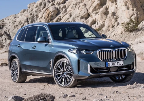 To auto śmieje się z ceny nowego BMW X5. Oszczędzisz 100 tys. zł