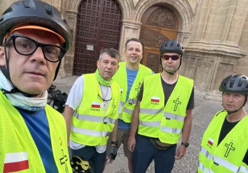 Ekstremalna rowerowa wyprawa. Ciechanowianie pielgrzymowali do Lourdes