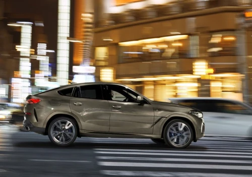 W Rosji powstają SUV-y BMW ze starych części. Ceny przekraczają 0,5 mln zł