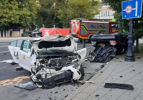 Wstrząsające ustalenia po wypadku w Lublinie. 19-letni kierowca BMW był pijany i bez prawa jazdy, usłyszał zarzuty
