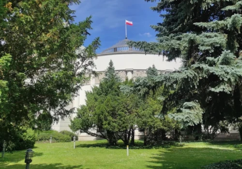 Sejm zaakceptował poprawki Senatu. Zmiany w KSO i leczeniu uzależnień