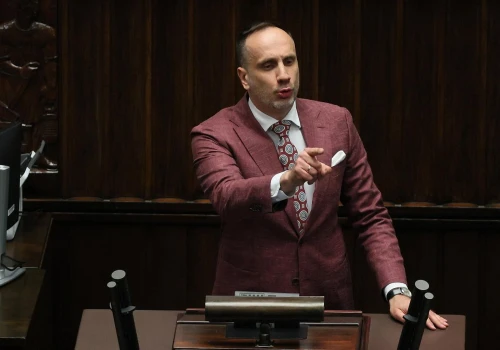 Janusz Kowalski użył w Sejmie cudzej karty do głosowania. Ruch prokuratury