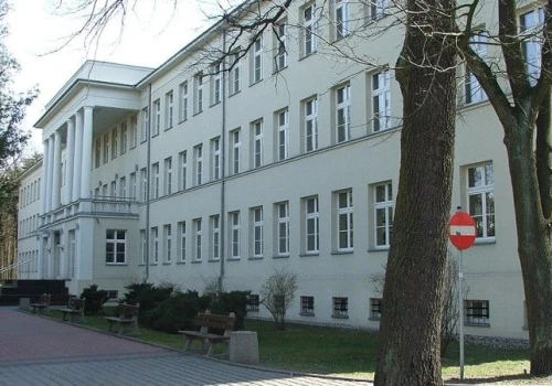 Włamanie do Akademii Sztuki Wojennej w Warszawie. Służby badają motywy sprawcy