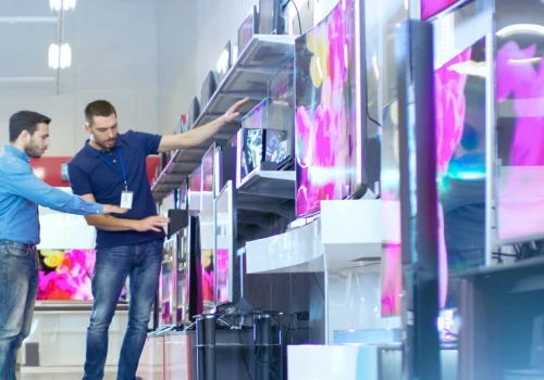 2500 zł tańszy telewizor Samsung 85 cali. Jest duży i jest tani