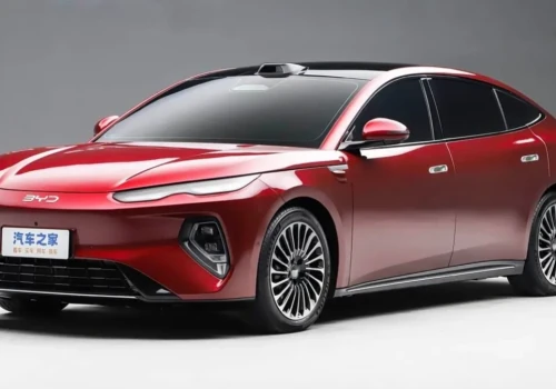 BYD Seal 08 debiutuje w Chinach. Ma do 905 km zasięgu, a cena po przeliczeniu zaczyna się od 109 tys. zł