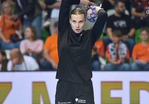 Julia Owczaruk nową zawodniczką Elmas-KPS APR Radom
