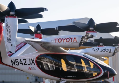 Toyota inwestuje w latające taksówki z firmą Joby Aviation
